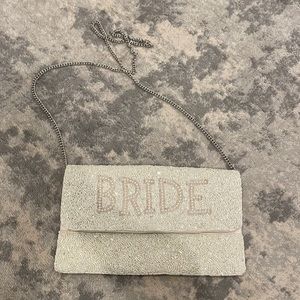 Bride clutch